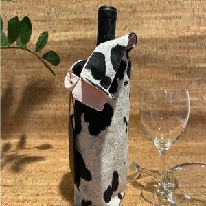 Handcrafted Cloth Reusable Wine/Beverage Bag: Moosie